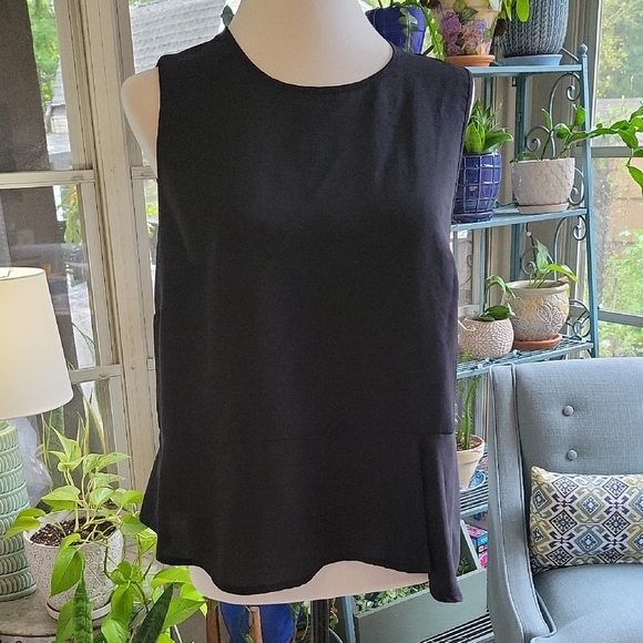 BCBG MaxAzria Womens Size M Asymmetrical Babydoll Top Whimsigoth, - Picture 1 of 8